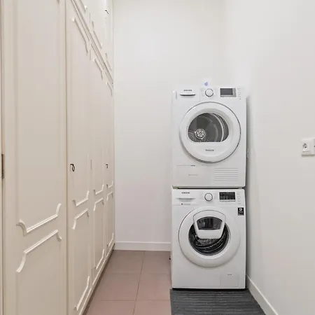 Lägenhet Guesthost - San Fermo Luxury