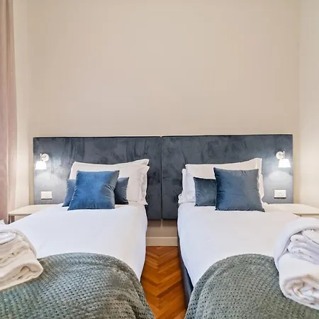 Apartment Guesthost - San Fermo Luxury