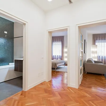 Guesthost - San Fermo Luxury Padova
