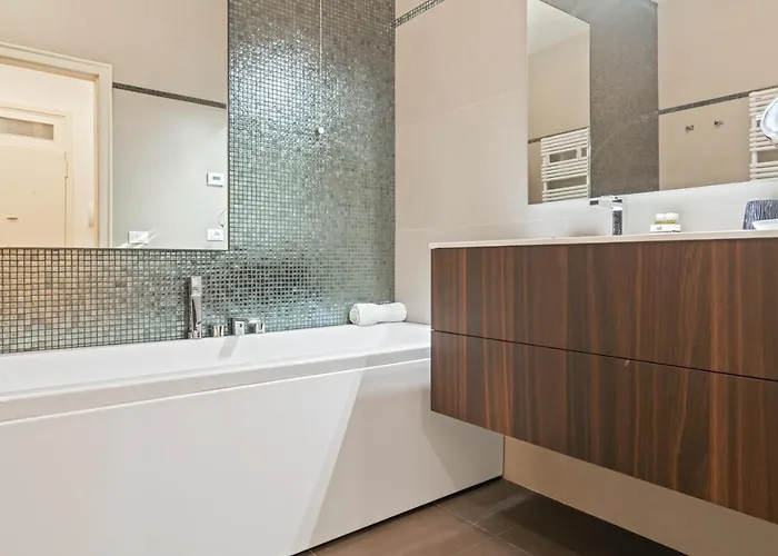 Guesthost - San Fermo Luxury Apartman