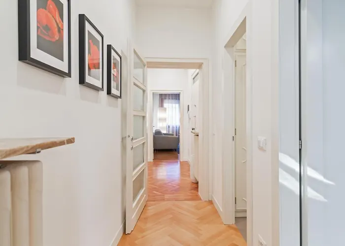 Guesthost - San Fermo Luxury