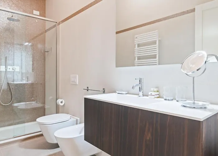 Guesthost - San Fermo Luxury Apartman *